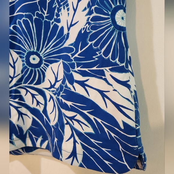 Women's Talbots Blue Floral Shirt, Size L - Picture 4 of 11